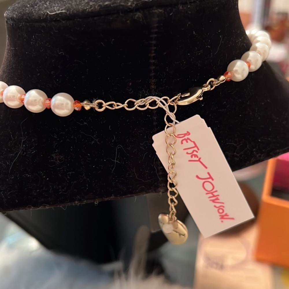 Betsey Johnson Multicolor Cat and Faux Pearl Necklace with Pink - Picture 13 of 13